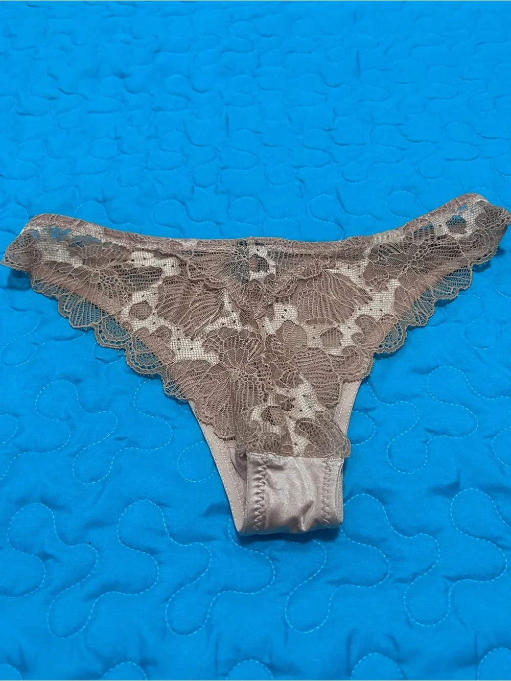 Lot of 5 Women's Cheeky and Brief Panties!!!! NWT